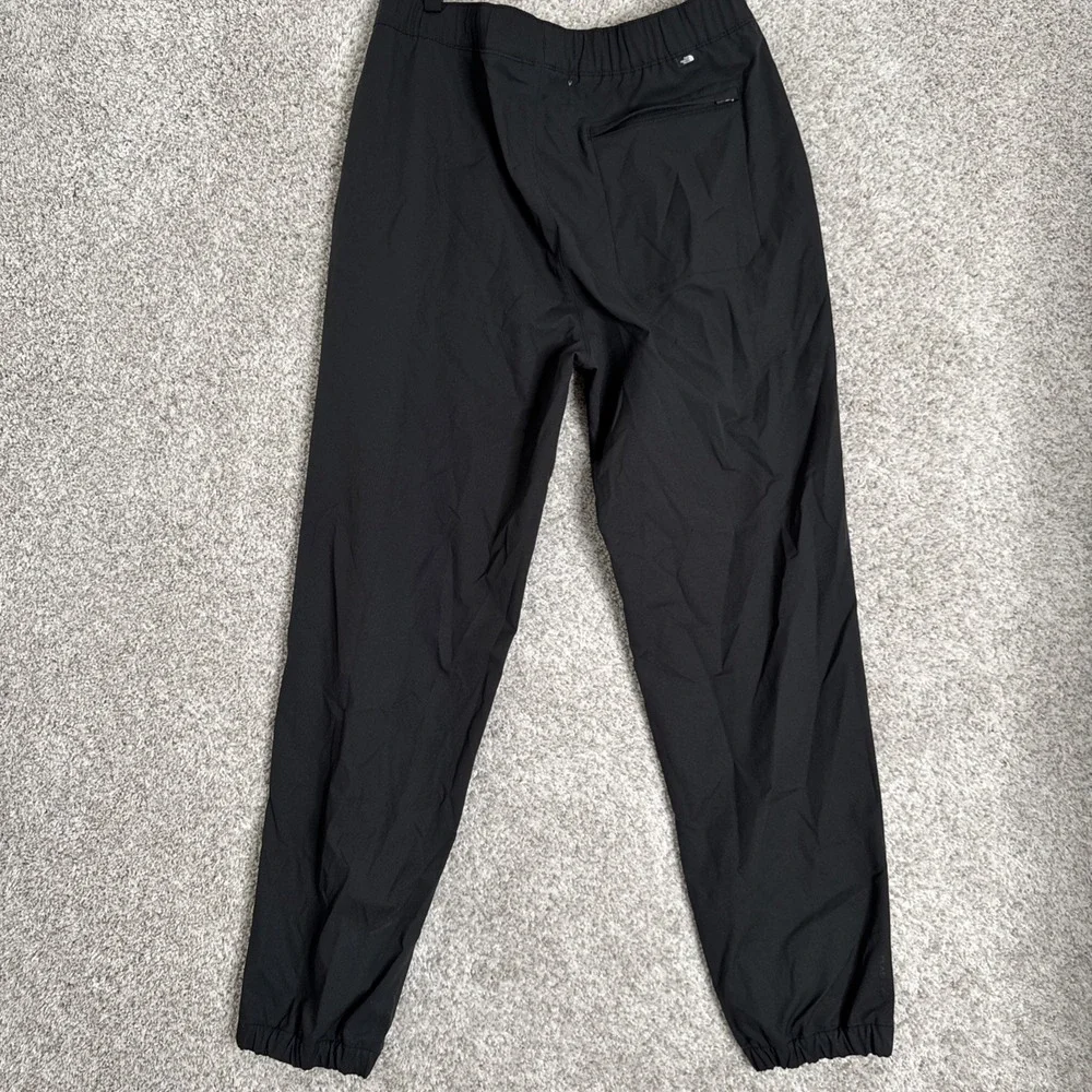 The North Face Men's Outdoor Hiking Black Joggers - Medium